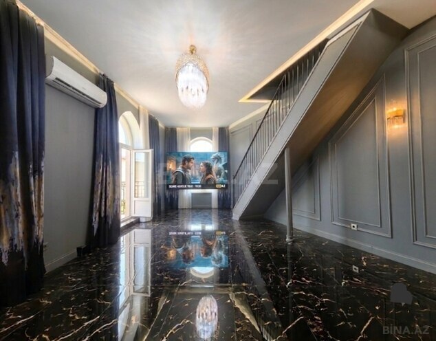 Satılır 3 otaqlı köhnə tikili 98.7 m², Nizami m., photo 1 from 32