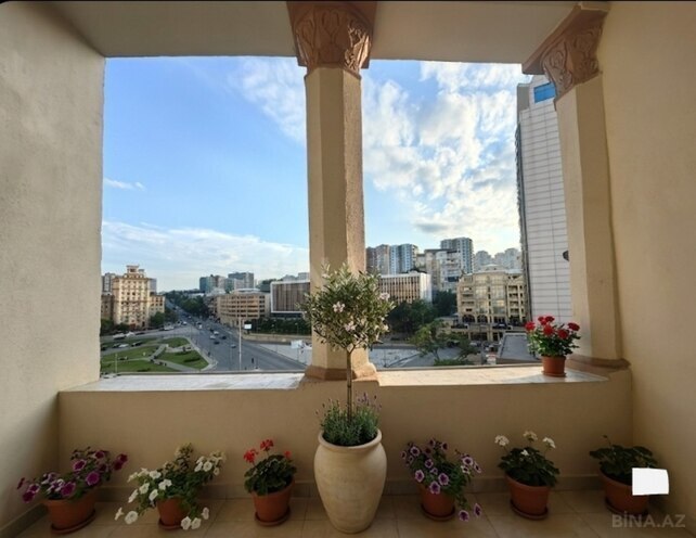 Satılır 3 otaqlı köhnə tikili 98.7 m², Nizami m., photo 10 from 32