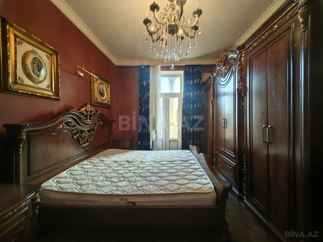 Satılır 3 otaqlı köhnə tikili 98.7 m², Nizami m., photo 19 from 32