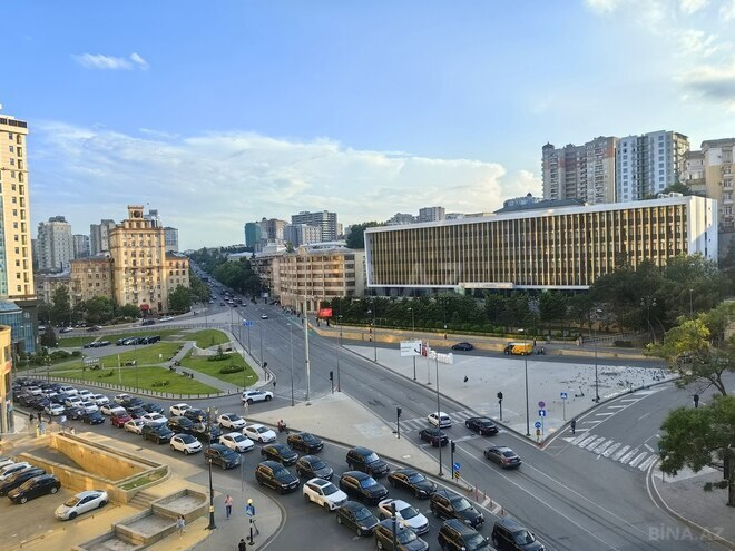 Satılır 3 otaqlı köhnə tikili 98.7 m², Nizami m., photo 12 from 32