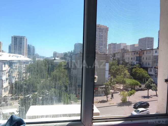 Satılır 2 otaqlı köhnə tikili 40 m², İnşaatçılar m., photo 11 from 14