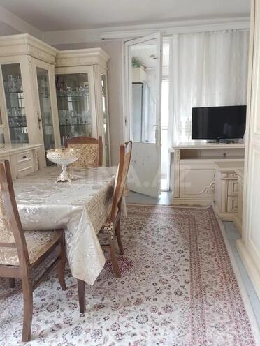 Satılır 2 otaqlı köhnə tikili 40 m², İnşaatçılar m., photo 9 from 14