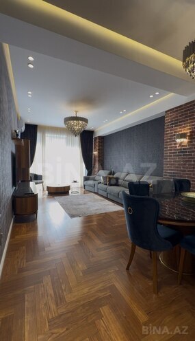 Продаётся 3-комн. новостройка 133 м², Насиминский  р., photo 1 from 14