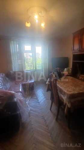 Satılır 3 otaqlı köhnə tikili 80 m², Yasamal r., photo 1 from 8