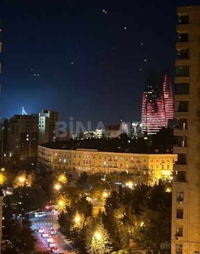 Продаётся 3-комн. новостройка 115 м², м. Ичеришехер, photo 1 from 15