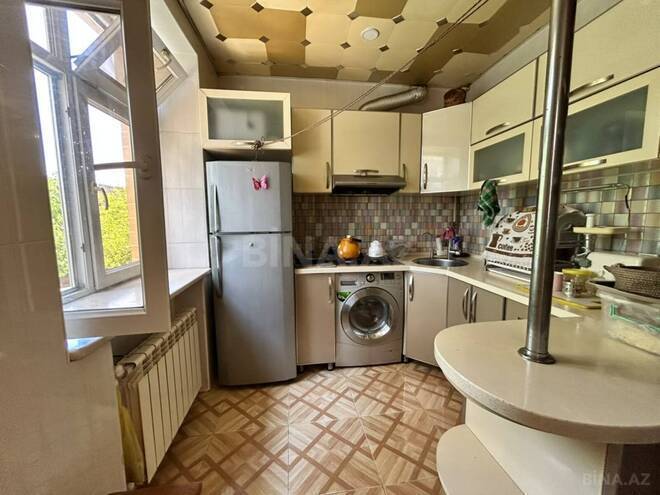 Satılır 3 otaqlı köhnə tikili 65 m², Qara Qarayev m., photo 10 from 16