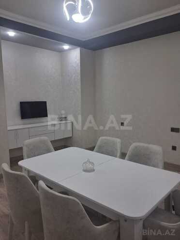 Сдаётся 2-комн. новостройка 80 м², м. Иншаатчылар, photo 1 from 11