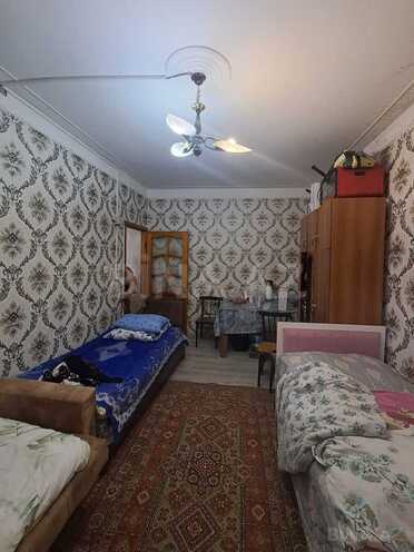 Продаётся 2-комн. вторичка 42 м², пос. Ени Гюнешли, photo 1 from 10