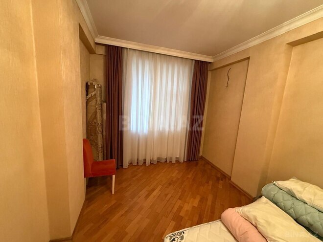 Сдаётся 3-комн. новостройка 100 м², м. Иншаатчылар, photo 5 from 16