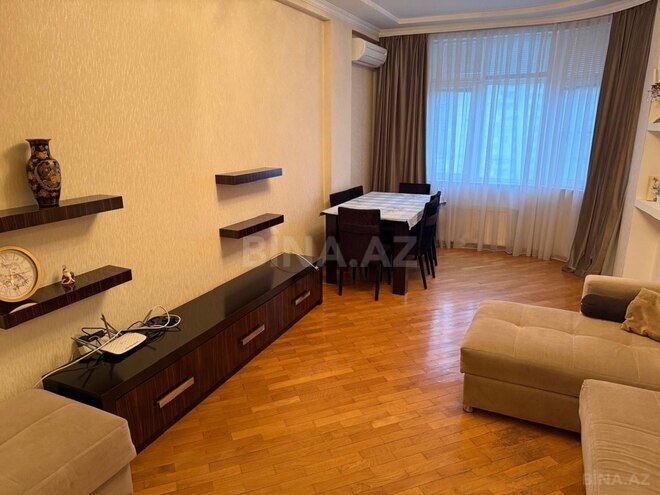 Сдаётся 3-комн. новостройка 100 м², м. Иншаатчылар, photo 8 from 16