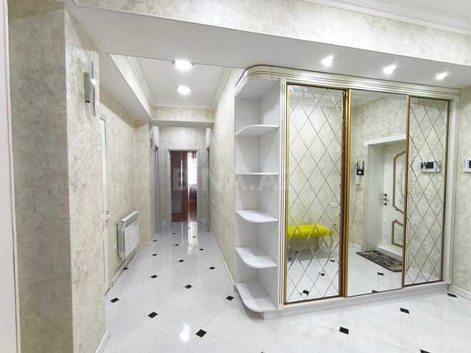 Сдаётся 3-комн. новостройка 130 м², м. Элмляр Академиясы, photo 16 from 26
