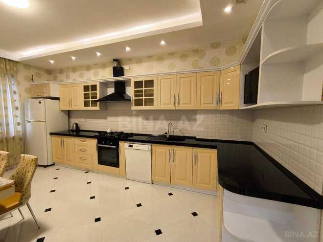 Сдаётся 3-комн. новостройка 130 м², м. Элмляр Академиясы, photo 3 from 26