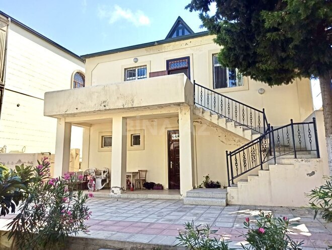 Продаётся 8-комн. дом/дача 200 м², пос. Бадамдар, photo 1 from 13