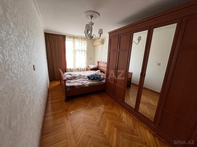 Satılır 3 otaqlı köhnə tikili 67 m², Elmlər Akademiyası m., photo 16 from 30