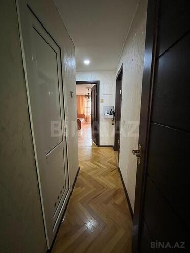 Satılır 3 otaqlı köhnə tikili 67 m², Elmlər Akademiyası m., photo 15 from 30