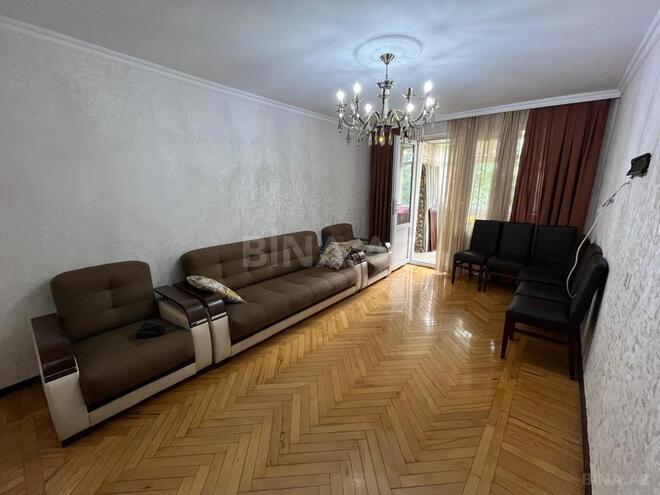 Satılır 3 otaqlı köhnə tikili 67 m², Elmlər Akademiyası m., photo 1 from 30