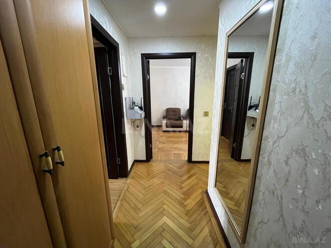 Satılır 3 otaqlı köhnə tikili 67 m², Elmlər Akademiyası m., photo 20 from 30