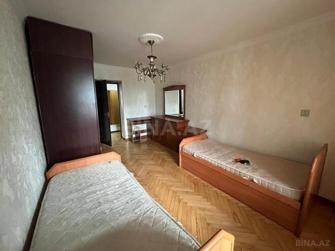 Satılır 3 otaqlı köhnə tikili 67 m², Elmlər Akademiyası m., photo 10 from 30