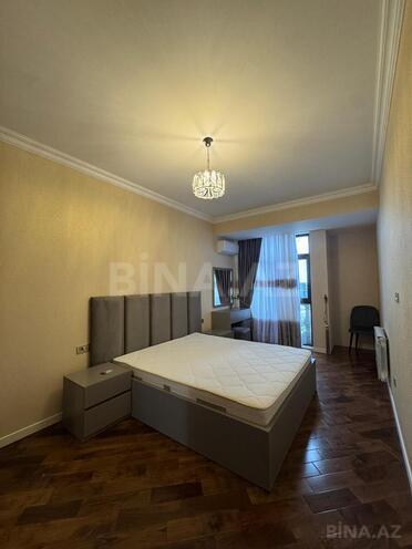 Сдаётся 3-комн. новостройка 105 м², м. Низами, photo 3 from 19