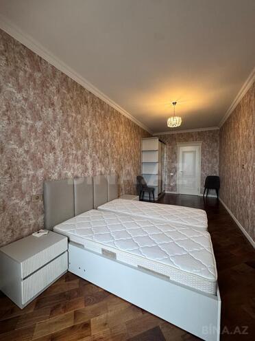 Сдаётся 3-комн. новостройка 105 м², м. Низами, photo 7 from 19