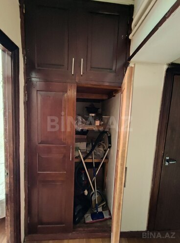 Satılır 3 otaqlı köhnə tikili 85 m², Qara Qarayev m., photo 13 from 16