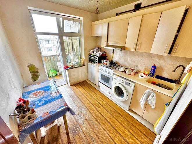 Satılır 4 otaqlı köhnə tikili 120 m², Qara Qarayev m., photo 12 from 22
