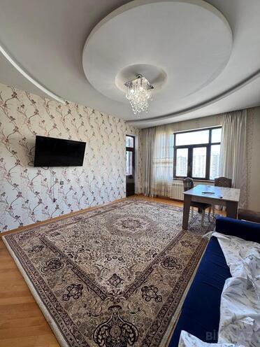 Продаётся 2-комн. новостройка 83 м², м. Ази Асланов, photo 1 from 13