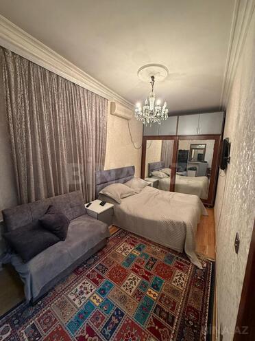 Продаётся 2-комн. вторичка 50 м², м. Кара Караев, photo 7 from 12