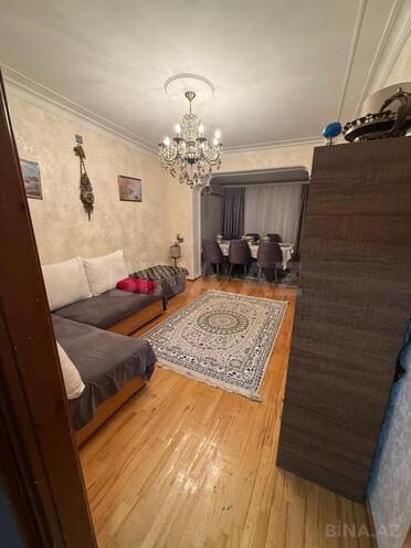 Продаётся 2-комн. вторичка 50 м², м. Кара Караев, photo 8 from 12