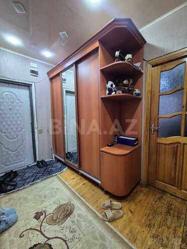 Satılır 4 otaqlı köhnə tikili 130 m², İnşaatçılar m., photo 9 from 20