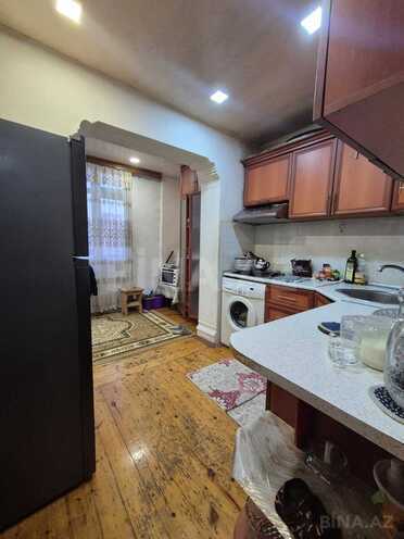 Satılır 4 otaqlı köhnə tikili 130 m², İnşaatçılar m., photo 12 from 20