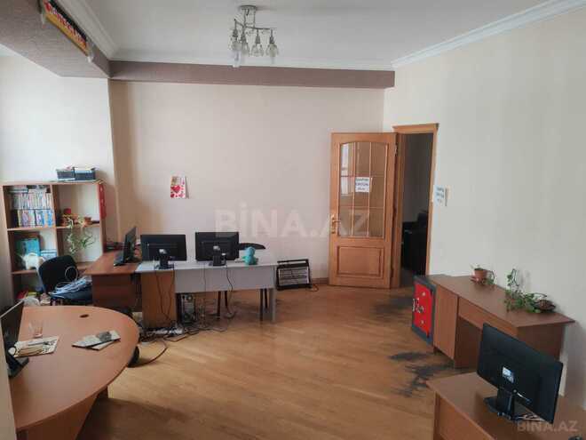 İcarəyə verilir 6 otaqlı ofis 320 m², 28 May m., photo 8 from 10