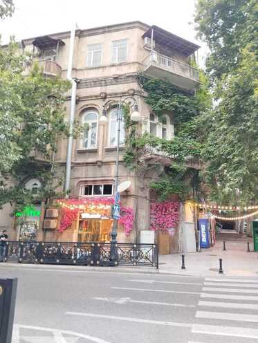 Satılır 2 otaqlı köhnə tikili 64 m², 28 May m., photo 1 from 22