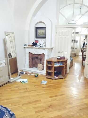 Satılır 2 otaqlı köhnə tikili 64 m², 28 May m., photo 11 from 22