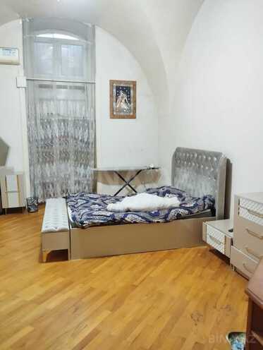 Satılır 2 otaqlı köhnə tikili 64 m², 28 May m., photo 13 from 22