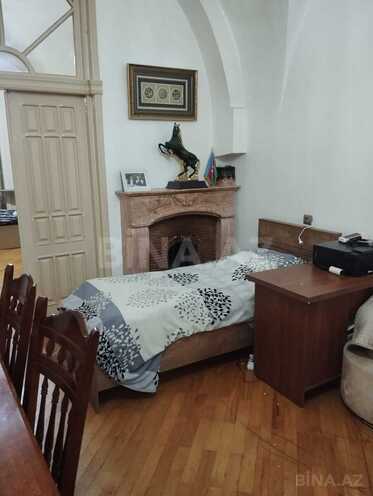 Satılır 2 otaqlı köhnə tikili 64 m², 28 May m., photo 14 from 22