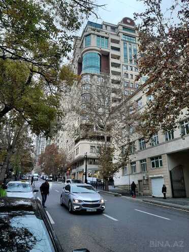 Satılır 2 otaqlı köhnə tikili 64 m², 28 May m., photo 21 from 22