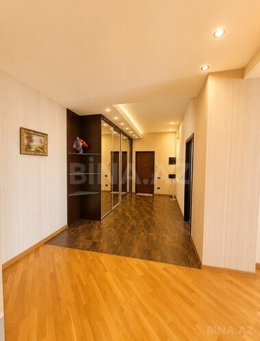Сдаётся 4-комн. новостройка 200 м², м. Низами, photo 15 from 21