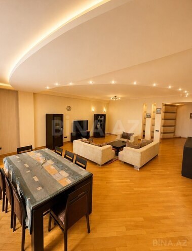 Сдаётся 4-комн. новостройка 200 м², м. Низами, photo 1 from 21