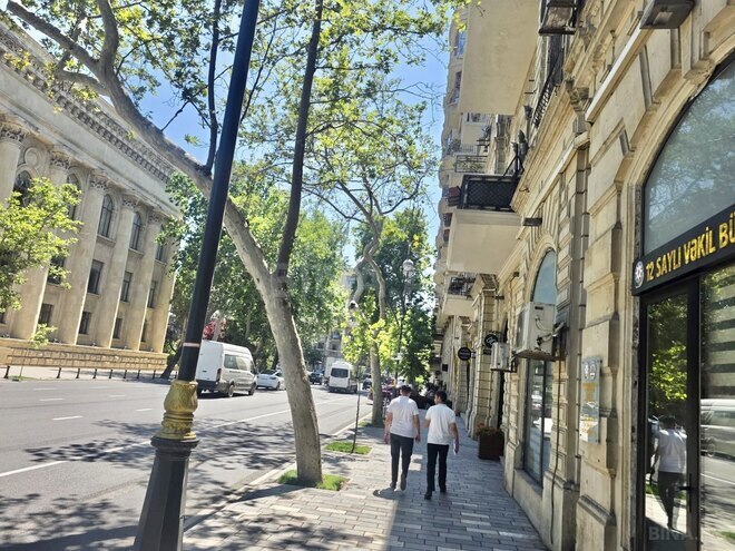 Продаётся 2-комн. вторичка 70 м², м. Сахил, photo 3 from 21
