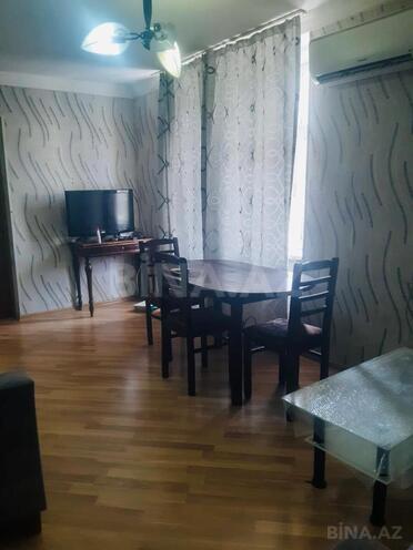 İcarəyə verilir 2 otaqlı köhnə tikili 60 m², Sahil m., photo 4 from 10