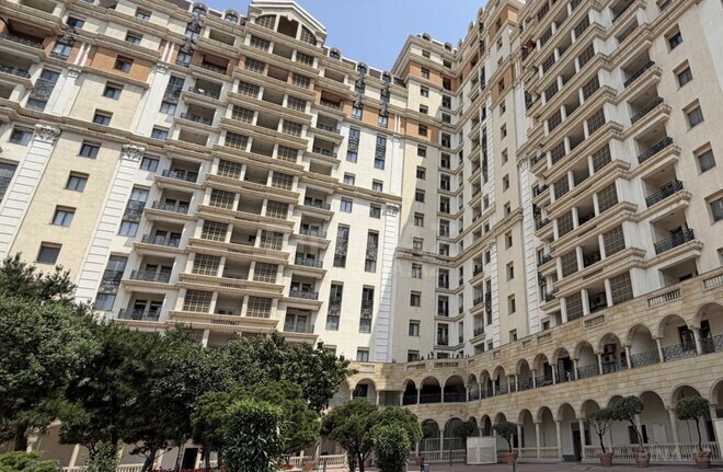 Продаётся 5-комн. новостройка 280 м², м. Низами, photo 1 from 28