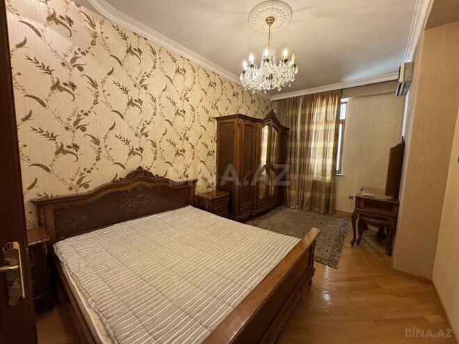 Сдаётся 3-комн. новостройка 130 м², м. Низами, photo 14 from 24