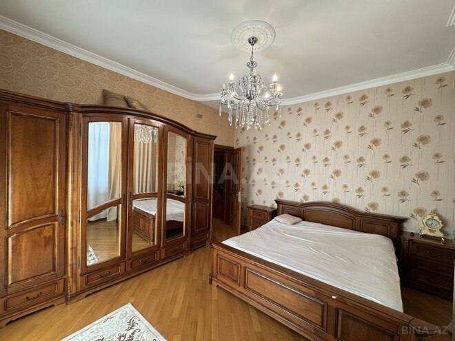 Сдаётся 3-комн. новостройка 130 м², м. Низами, photo 21 from 24