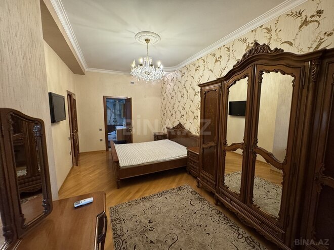 Сдаётся 3-комн. новостройка 130 м², м. Низами, photo 13 from 24