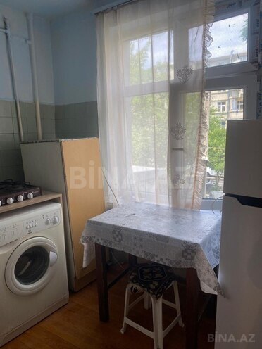 İcarəyə verilir 1 otaqlı köhnə tikili 45 m², 8-ci mikrorayon q., photo 4 from 11