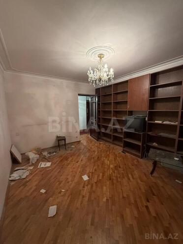 Продаётся 3-комн. вторичка 90 м², м. Элмляр Академиясы, photo 6 from 18