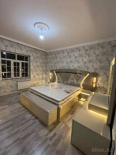 Продаётся 7-комн. дом/дача 200 м², photo 1 from 31