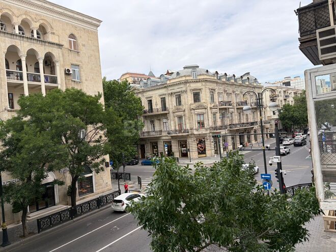 Satılır 1 otaqlı köhnə tikili 38 m², Sahil m., photo 28 from 30