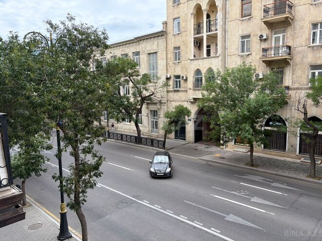 Satılır 1 otaqlı köhnə tikili 38 m², Sahil m., photo 25 from 30